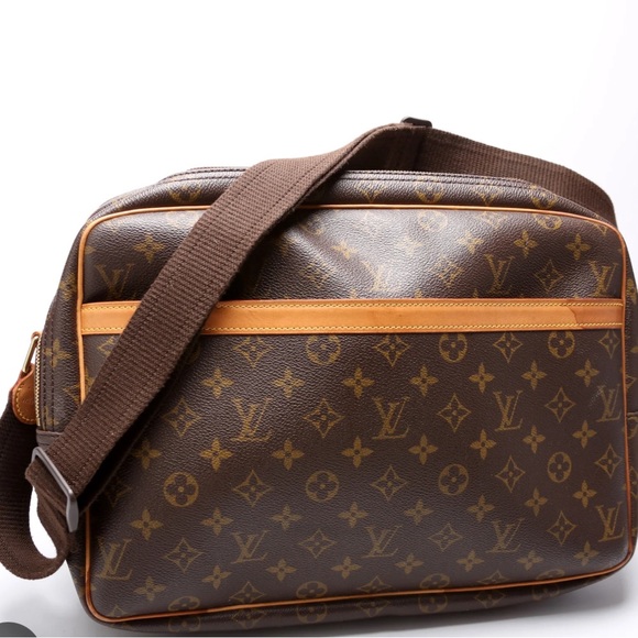Louis Vuitton Handbags - Louis Vuitton Reporter GM Monogram